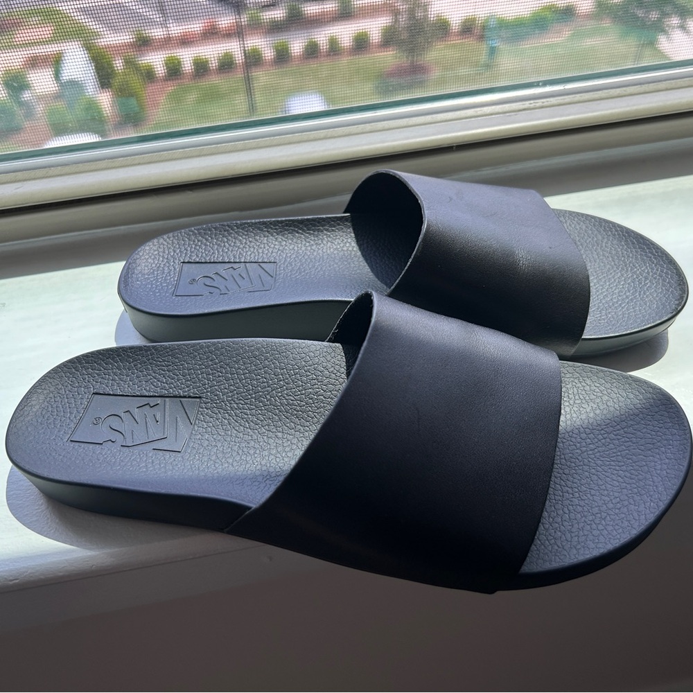 Vans Dion slide sandals women’s size 6